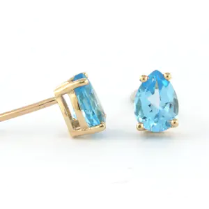 14k rood gouden oorbellen bezet met topaas totaal circa 1,20 ct kopen? Bied vanaf 120!