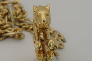 2520- 18 Krt - gouden figaro collier - grote panterhanger - handboei-sluiting!! kopen? Bied vanaf 1730!