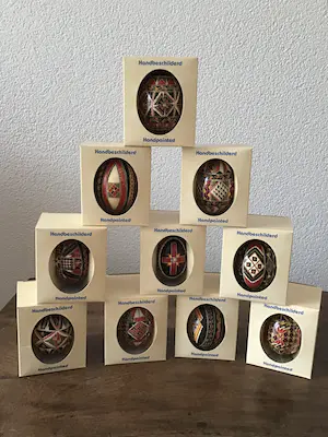 AcheterNiet of onleesbaar gesigneerd - Paaseieren,wens eieren handbeschilderd Roemenië? Enchérissez de 1!