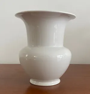 KPM - Witte porseleinen Fidibus vaas ontwerp Karl Friedrich Schinkel (1820) kopen? Bied vanaf 1!