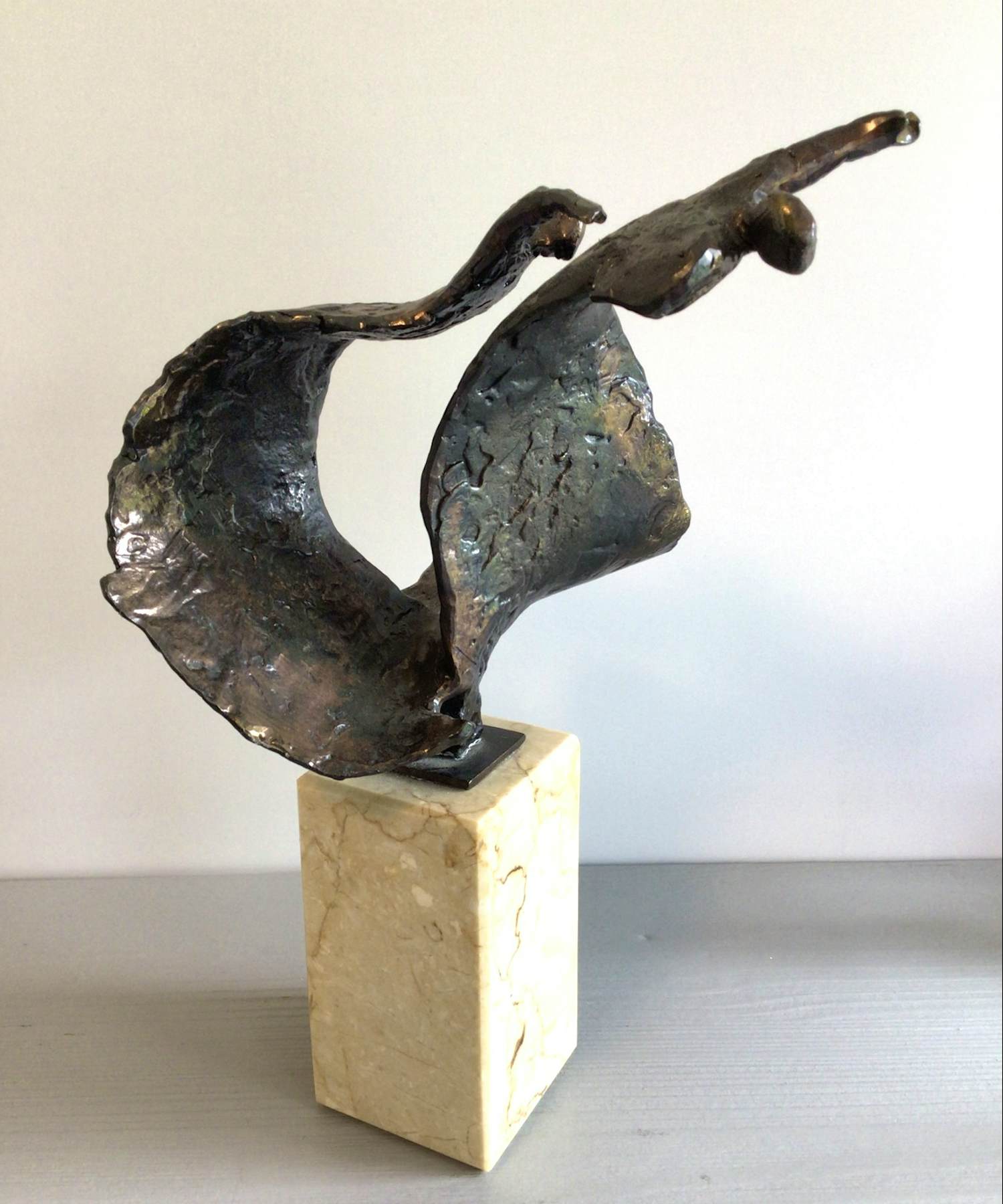 Bernadette Leijdekkers - Sculptuur “ Dynamisch danspaar “ zeldzaam sold for € 139!