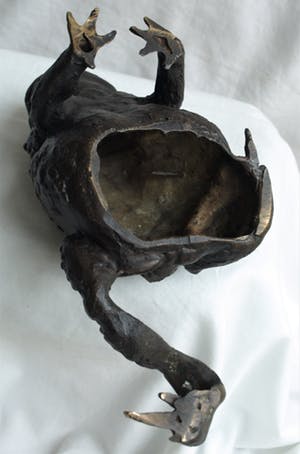 Niet of onleesbaar gesigneerd - Bronzen beeld , Kikker / Pad kopen? Bied vanaf 10!