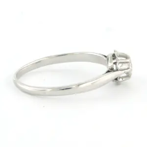 18k witgouden ring met briljant geslepen diamant tot. 0.20ct – F/G - VS/SI kopen? Bied vanaf 230!