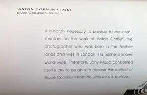 Anton Corbijn - Bruce Cockburn gesigneerde foto kopen? Bied vanaf 125!