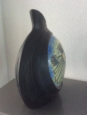 Niet of onleesbaar gesigneerd - Vaas met vogelfiguren kopen? Bied vanaf 1!