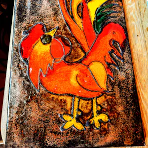 Ruscha - Wandbild Keramikplatte Bunter Hahn Handbemalt aus den 60er/70er Jahren kopen? Bied vanaf 89!