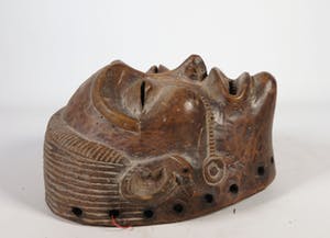 Tjowke - Hout, Gestoken masker kopen? Bied vanaf 1!