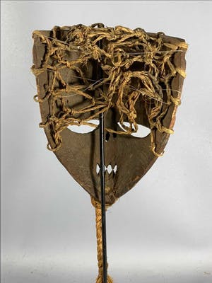 Pende - Old Tribal used mask - Congo kopen? Bied vanaf 45!