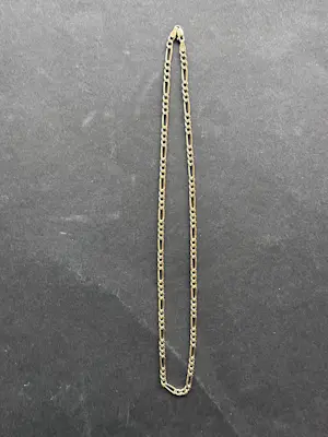 Gouden figaro schakel collier kopen? Bied vanaf 575!