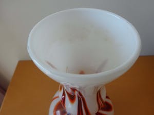 Carlo Moretti - opaline vaas met gekleurde vlammen- apart zeldzaam model kopen? Bied vanaf 45!