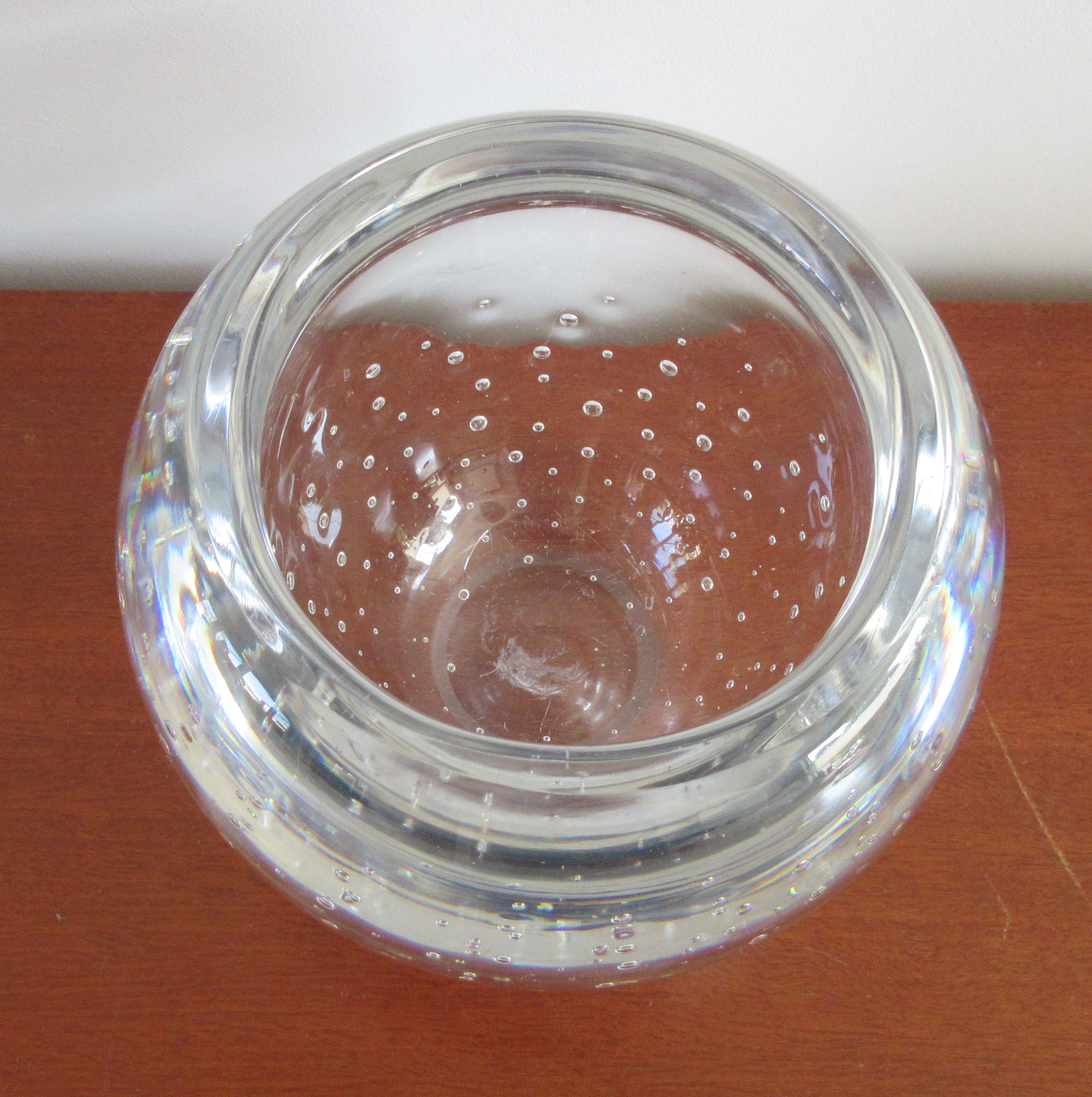 Royal Leerdam - AD Copier zeldzame zware blanke glazen bolvaas met luchtbellen kopen? Bied vanaf 80!