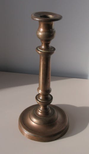 Curiosa - Antieke 19e eeuwse messing kandelaar kopen? Bied vanaf 1!