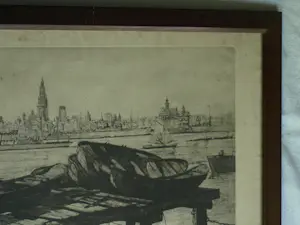 Toon Pluymers - Ingelijste ets , Gezicht op Antwerpen – Lijst, 56 x 71 cm. kopen? Bied vanaf 1!