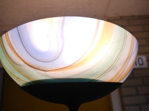 Niet of onleesbaar gesigneerd - fraaie lamp van italiaans design kopen? Bied vanaf 1!