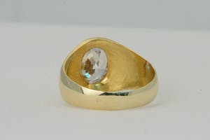 2536 - Fraaie 18 karaats geel-gouden Unisex ring - grote ovalen steen - gekeurd kopen? Bied vanaf 240!