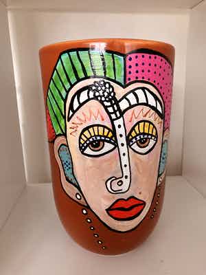 Marianne Bey - Maskerade verkocht voor € 1!