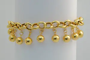 8 - Elegante 22 karaats geel-gouden Jasseron armband met 16 balletjes kopen? Bied vanaf 730!