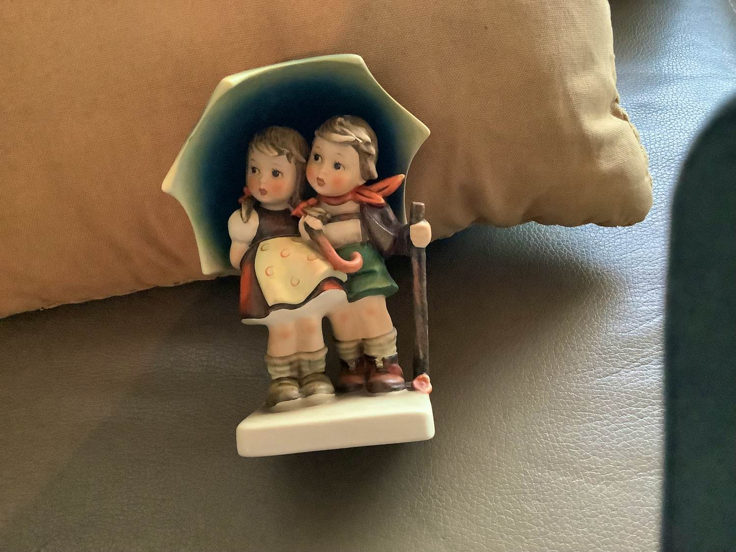 Porzellanfabrik W. Goebel - Hummel 71/24 Stormy Weather kopen? Bied vanaf 50!