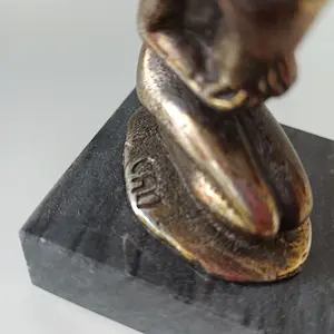 Corry Ammerlaan - Beeldje op marmeren voet, moeder en kind / Artihove kopen? Bied vanaf 1!