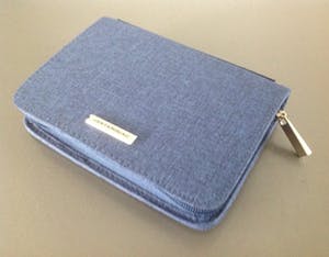 Jan Taminiau - Twee KLM-etuis kopen? Bied vanaf 15!