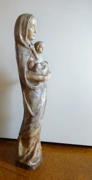 Albert Meertens - Maria en kind in steengoed met zoutkristallen- Beesel Terraco kopen? Bied vanaf 275!