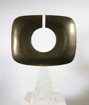 Lancelot Samson - Groot abstract bronzen beeld op marmeren sokkel, Union verkocht voor € 1!
