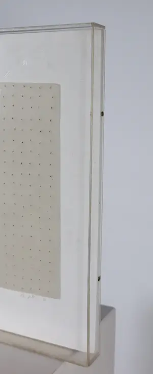 Agnes Juten - Keramiek, Variatie op een thema I (in plexiglas box) kopen? Bied vanaf 100!