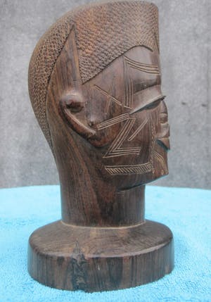 Afrikaans - Buste van een krijger. kopen? Bied vanaf 20!