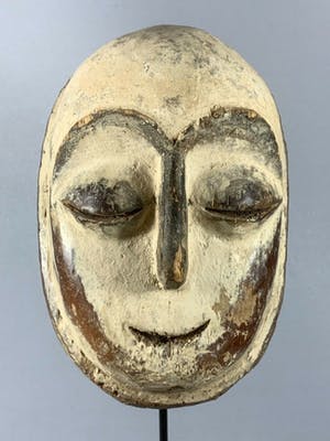 Dogon - 200356 - Old African Tribal used mask from the Galoa - Gabon. kopen? Bied vanaf 35!