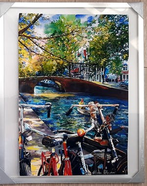 Elena Polyakova - Een gracht in Amsterdam kopen? Bied vanaf 65!