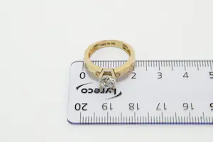 7 - Fraai gedetailleerde 14Krt geel-gouden "schroef" ring - kleine maat! kopen? Bied vanaf 135!