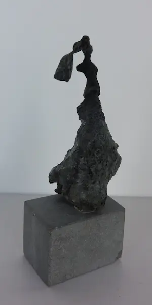 Mieke Oldenburg - Drie bronzen beeldjes, Vrouwfiguren kopen? Bied vanaf 150!