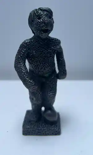 Buy Carolein Smit - Bronzen sculptuur | Kind met bal? Bid from 155!