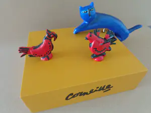 Corneille - WIJNSET / OBJECT / KISTJE MET KURKENTREKKER & 2 WIJNSTOPPEN / VERZAMELOBJECT kopen? Bied vanaf 1!