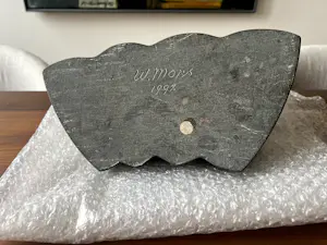 Wim Mors - stenen sculptuur, zonder titel kopen? Bied vanaf 150!