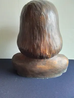 Niet of onleesbaar gesigneerd - Fraai brons gepatineerde buste van een jonge dame kopen? Bied vanaf 1!