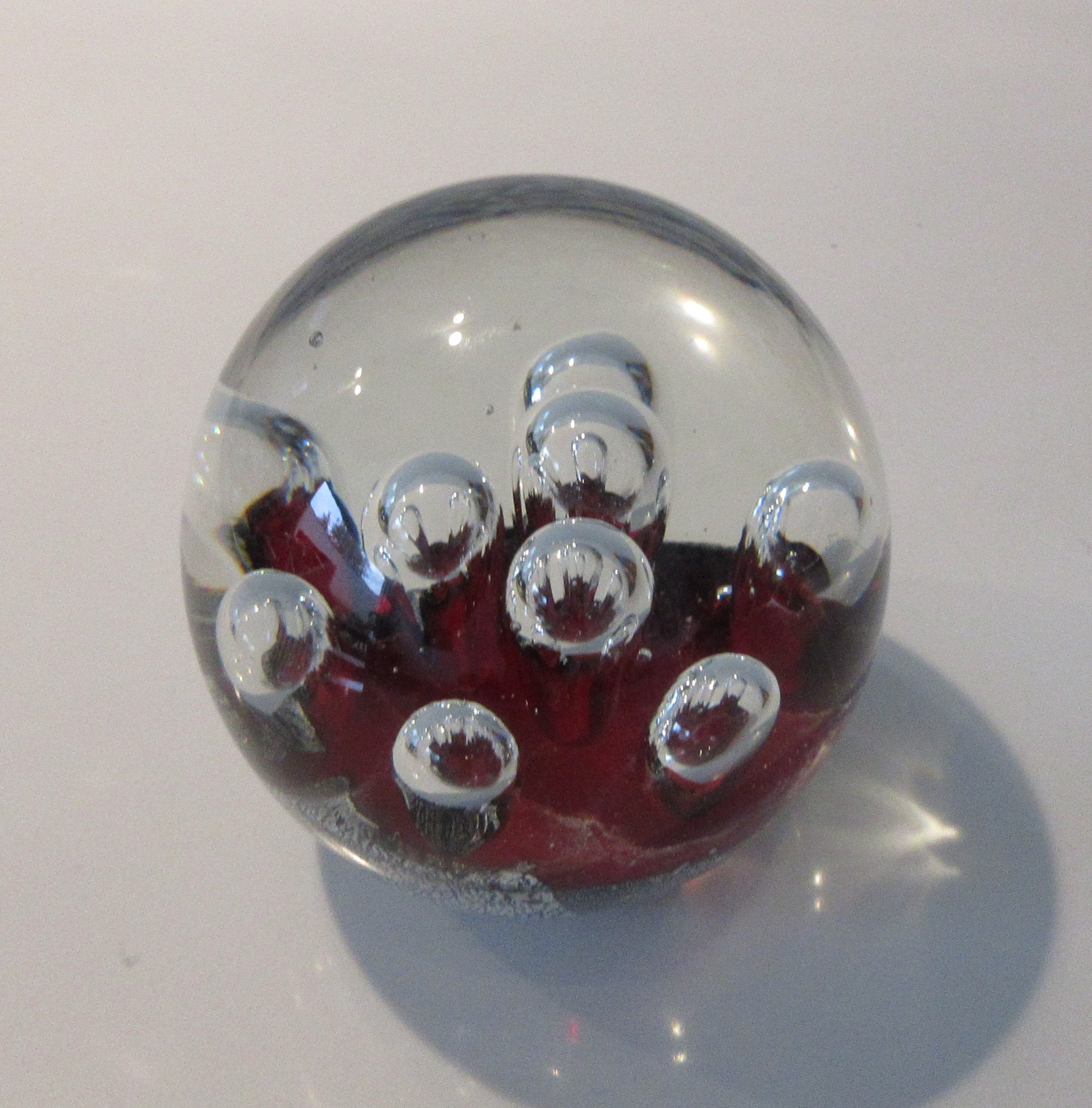 Niet of onleesbaar gesigneerd - Kunstglazen presse papier kopen? Bied vanaf 1!