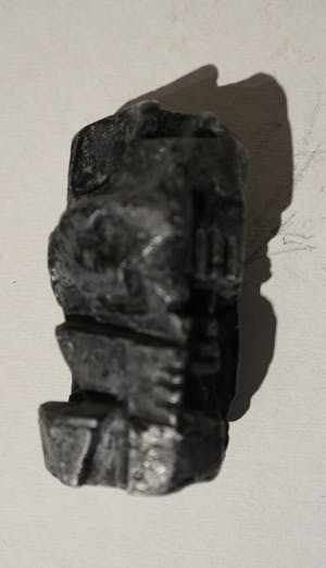 Niet of onleesbaar gesigneerd - Beeldje is in lood gegoten kopen? Bied vanaf 10!