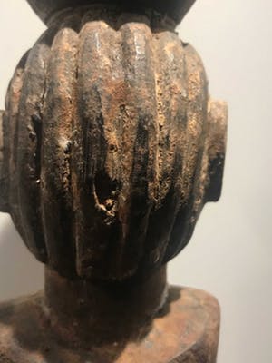 Niet of onleesbaar gesigneerd - Lobi vrouwelijk figuur kopen? Bied vanaf 10!