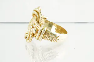 30 - Grote & zware (20gr) Surinaamse 18 Krt geelgouden heren "mattenklopper"ring kopen? Bied vanaf 580!