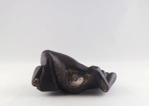 Fred Carasso - Brons, Liggend naakt kopen? Bied vanaf 850!