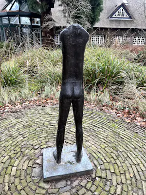 Paul de Swaaf - mooi beeld van vrouw uitgevoerd in brons kopen? Bied vanaf 2000!