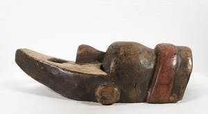 Salampasu - Oorlogsmasker met open mond en rode haarband kopen? Bied vanaf 1!