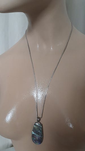 Curiosa - Zilveren hanger en oorbellen met parelmoer kopen? Bied vanaf 1!