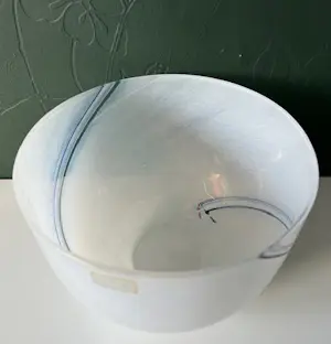 Kosta Boda - schaal Rainbow serie kopen? Bied vanaf 60!