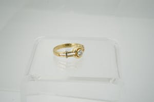 1295 - Aparte 18 krt geel-goud & diamanten dames ring - 0.25ct G / VS kopen? Bied vanaf 190!