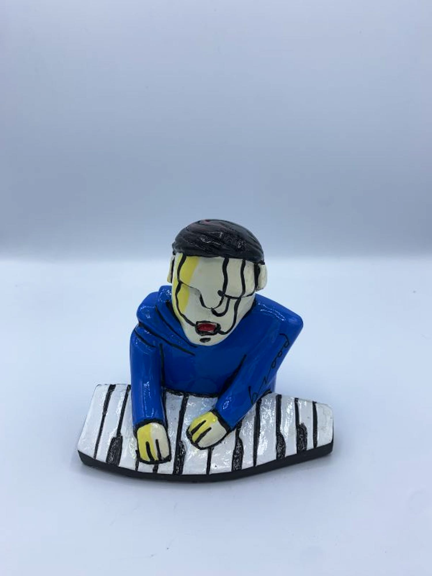 Buy Herman Brood - Nieuwe Sculptuur KEYBOARD PLAYER uit 2022? Bid from 115!