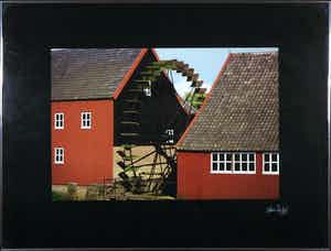 Paul Huf - C-Print, Boerderij met waterrad - Ingelijst verkocht voor € 50!