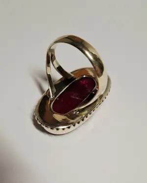Nieuwe Sterling zilveren ring gezet met facet geslepen Robijn. kopen? Bied vanaf 70!