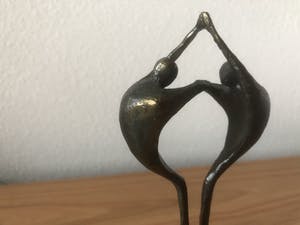 Corry Ammerlaan - Prachtig beeld " VAN MENS TOT MENS " kopen? Bied vanaf 35!